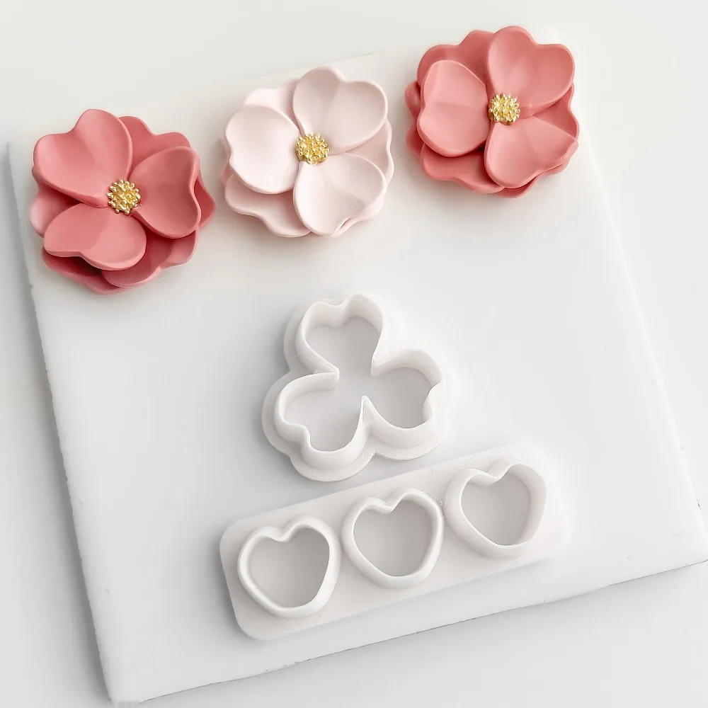 Conjunto de 2 Cortadores de Fondant em Formato de Coração e Pétala de Flor para Decoração de Bolos DIY, Confeitaria, Casamentos e Artesanato Doce de Formatura