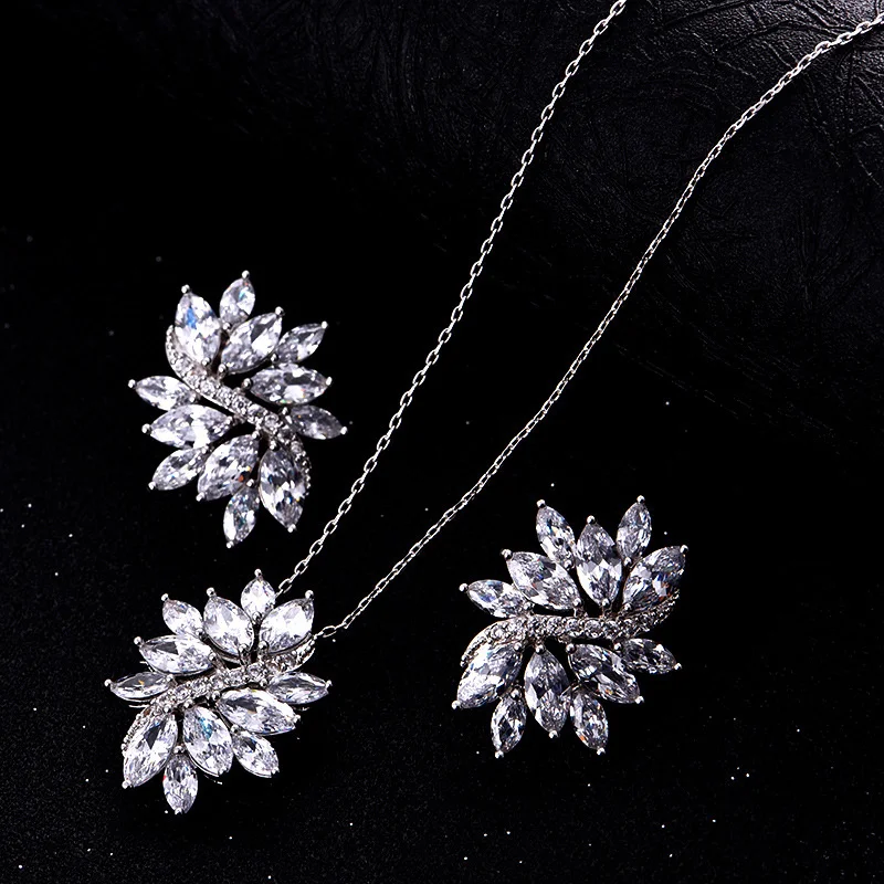 genuine Luxury brand jewels Zircon necklace two-piece set Phoenix Flower Bridal collarbone chain is thin, real gold color retain