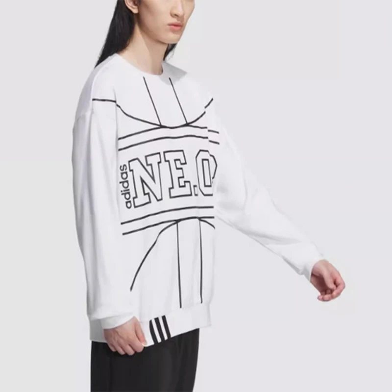 

Adidas SWEAT CREW Bold Graphic Crewneck, стильный и долговечный для уличной и повседневной встреч