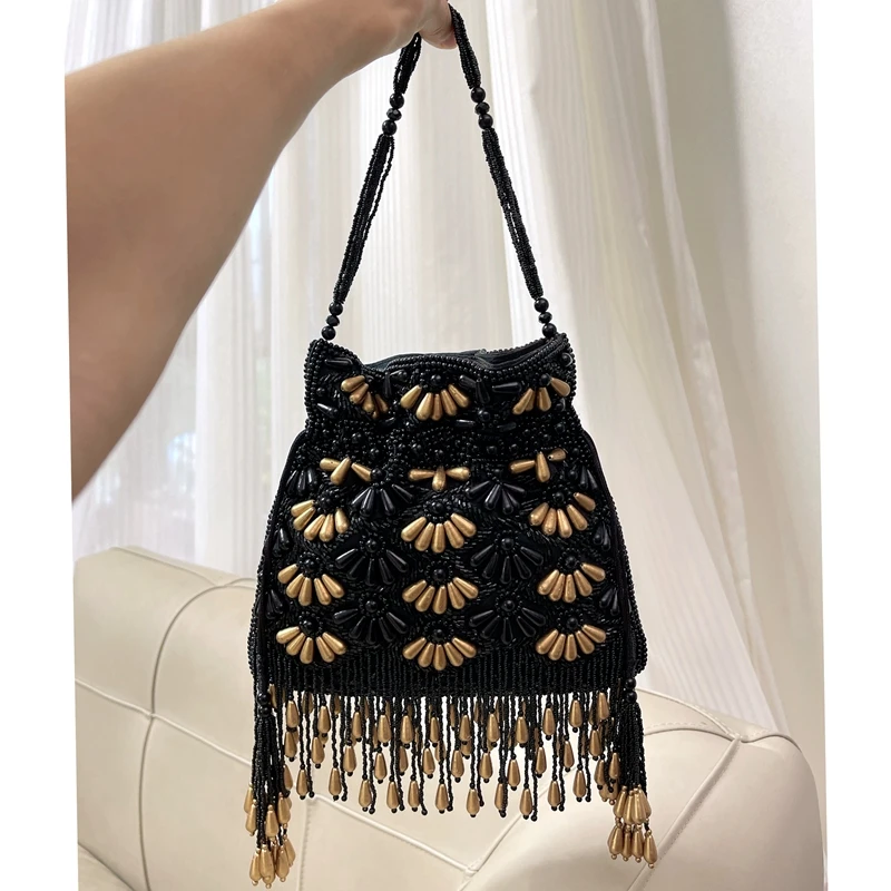 DOYUTIG-Handmade Bead Sequin Scallop Hand-Held Drawstring Pouch, Embroidered Tassel, Shoulder Bag, Beach Vacation Tote, N017