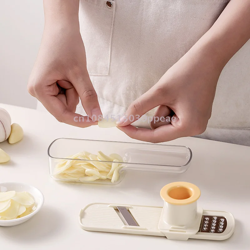 1 Pc Garlic Grinder Food Mini Garlic Chopper Processor Food Processor Tool Press Grinder For Spices Cooking Restaurant Outdoor