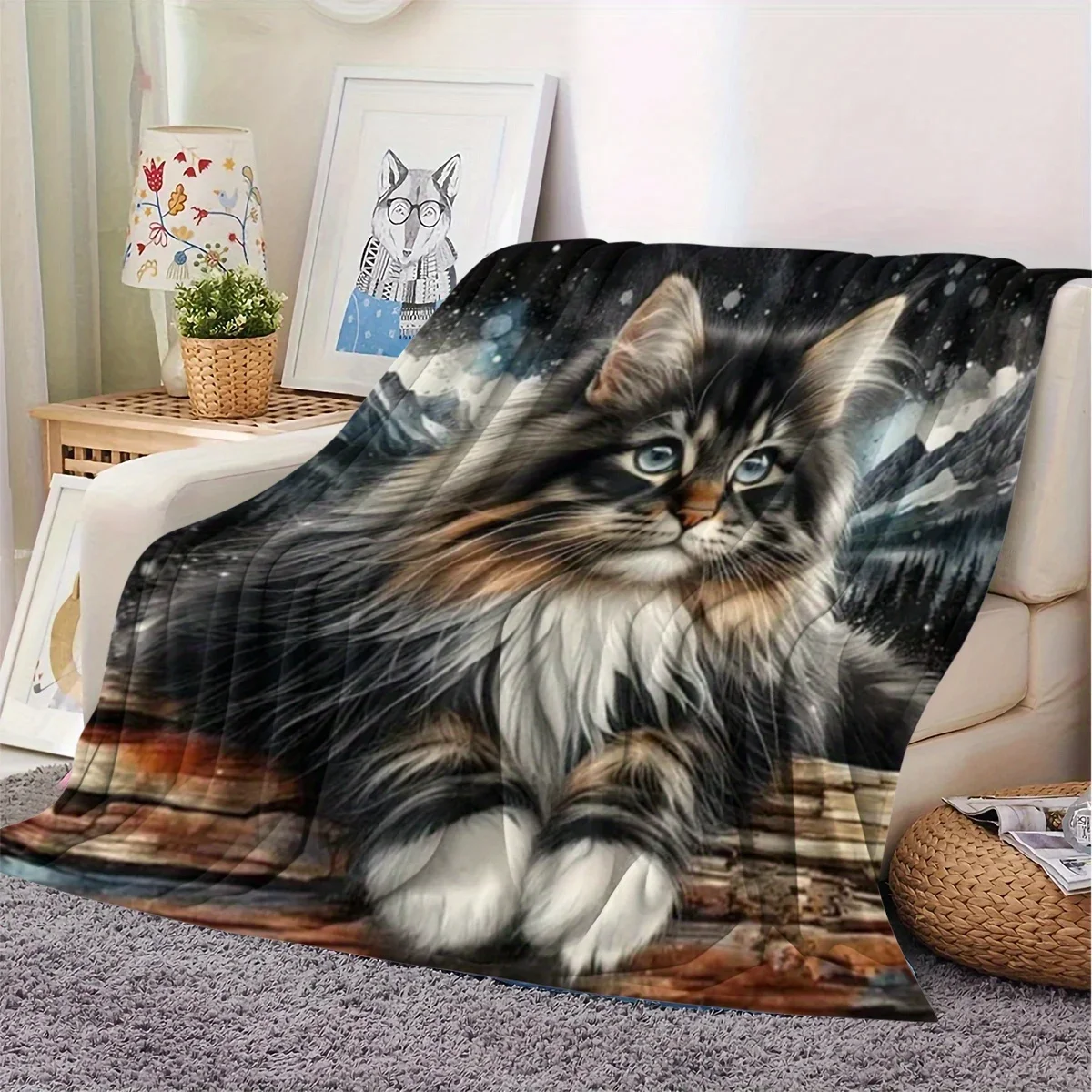 Long-Haired Cat Patterned Flannel Blanket, Soft And Warm for Afternoon Naps, Suitable for Sofas, Beds, Travel, Camping, Living R