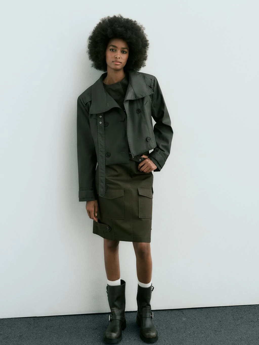 เสื้อโค้ทหนังแว็กซ์ผู้หญิงแบบใหม่ปี 2023 รุ่น Jaet Commute สีพื้น ซิปยาว ทรงหลวม มีกระเป๋า