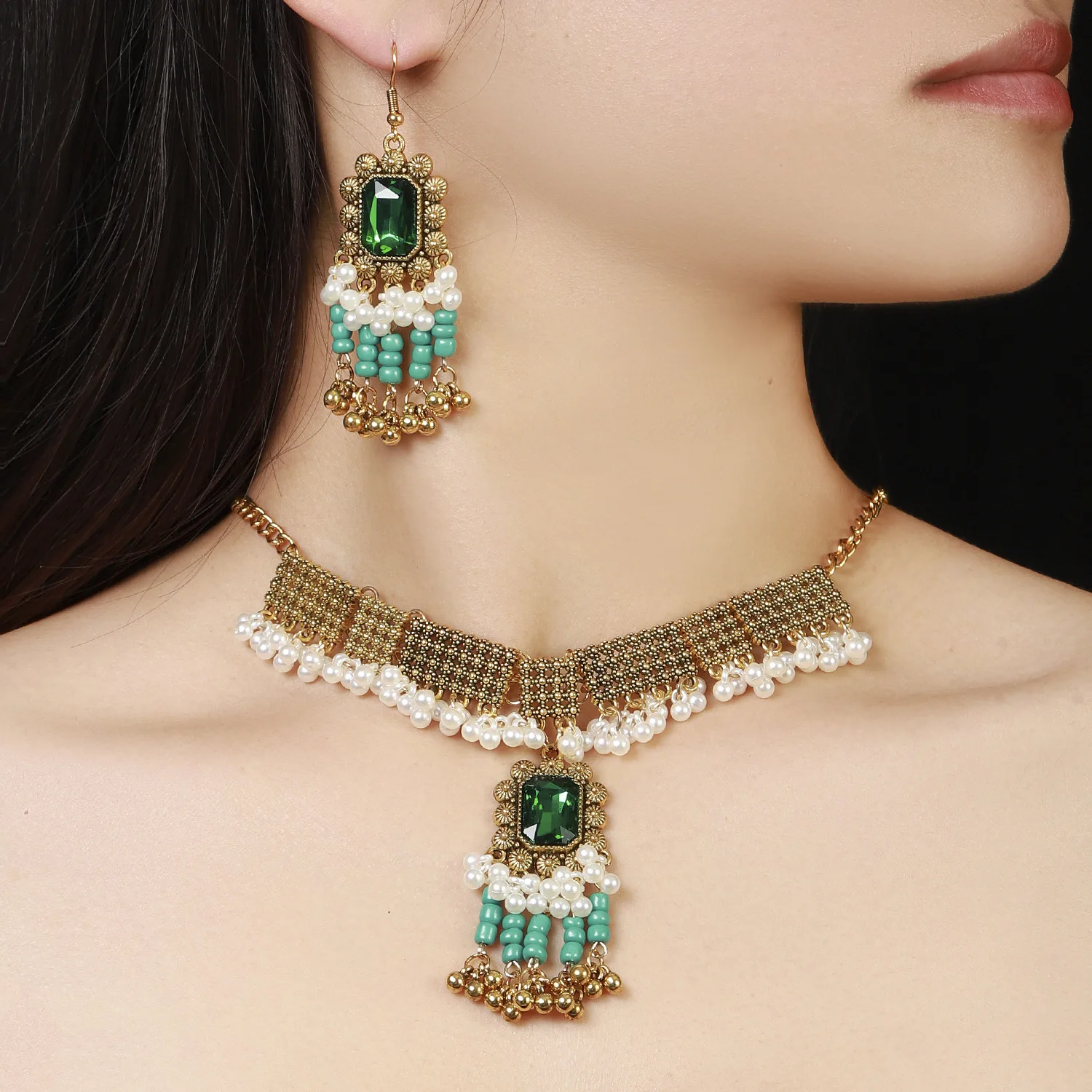 Vintage Chinese Southeast Asian African fringed necklace set fringed gemstone rice bead pendant cross-border jewelry necklace