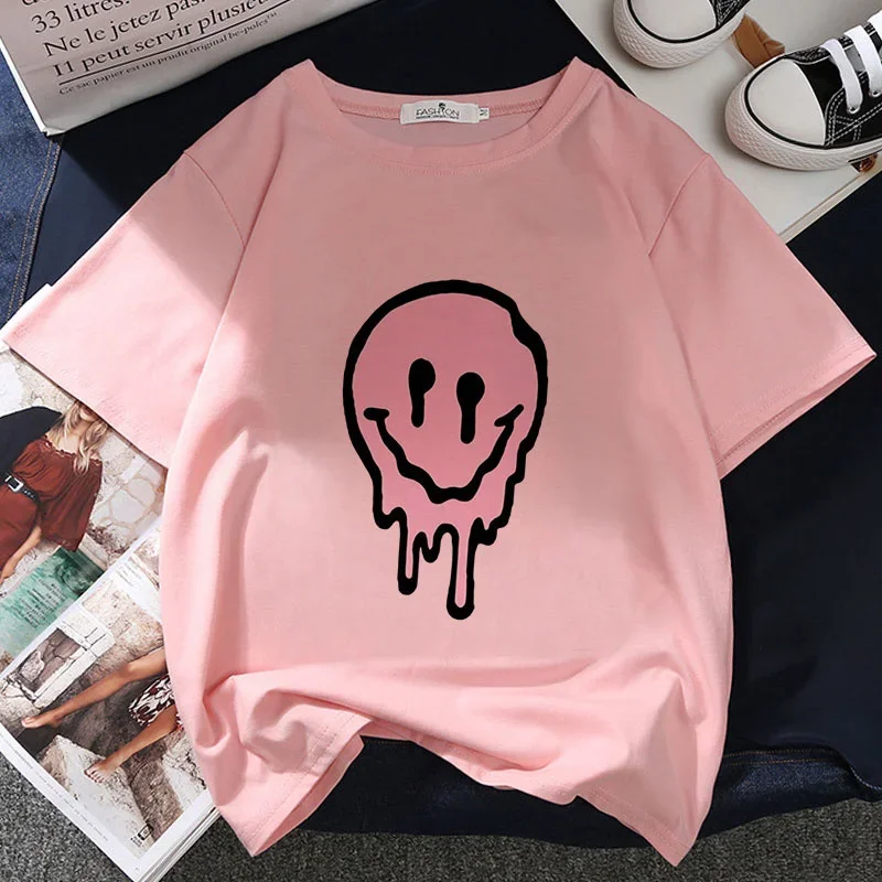 Japan Anime Graphic Print T-shirt Women Tee Harajuku Aesthetic Pink Top Casual Tshirt 2024 New Summer Fashion Y2k Female T Shirt