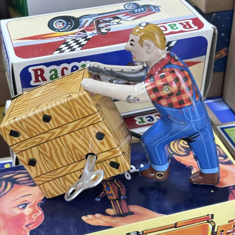 

Funny Collection Retro Wind Up Toy Clockwork Toy Figures Model Vintage Toy Metal Tin Wharf Worker Is Working Move Box
