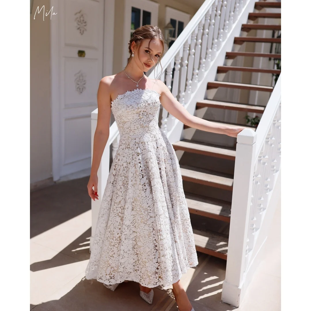 화이트 스트랩리스 레이스 맞춤형 정장 이브닝 A라인 미디 드레스 우아한 프로모션 드레스 공식 행사복 2025