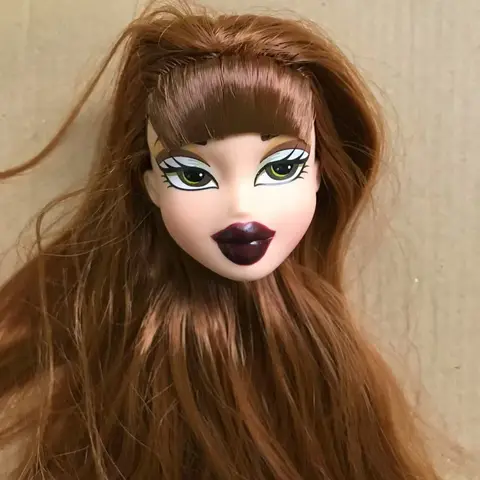 MINISO 2001 Version Sällsynta Ansikte Dockhuvuden Klassiska Bratss Vit Brun Hud Färgglatt Hår Flicka Pojke Dockdelar för Samlare 8 best sales mode docka huvud - №4