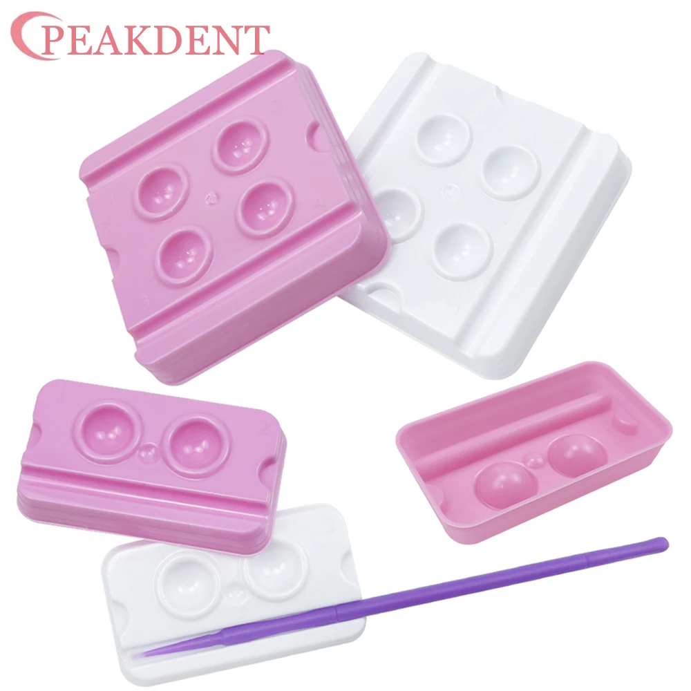 100pcs/Bag Dental 2/4 Holes Mixing Wells Dental Material Color Toning Case Composite Resin Mixing Well Dental Plastic Palette