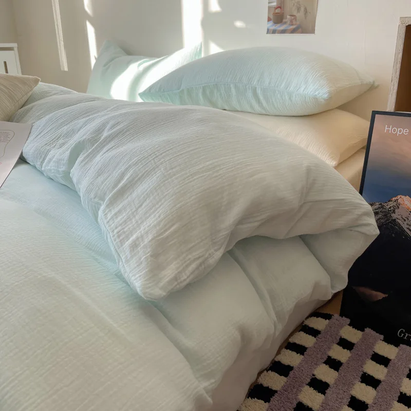 Four-piece Set of Nordic Style Washed Cotton Solid Color Series Fitted Sheets, Quilt Covers, Pillowcases for Student Dormitories