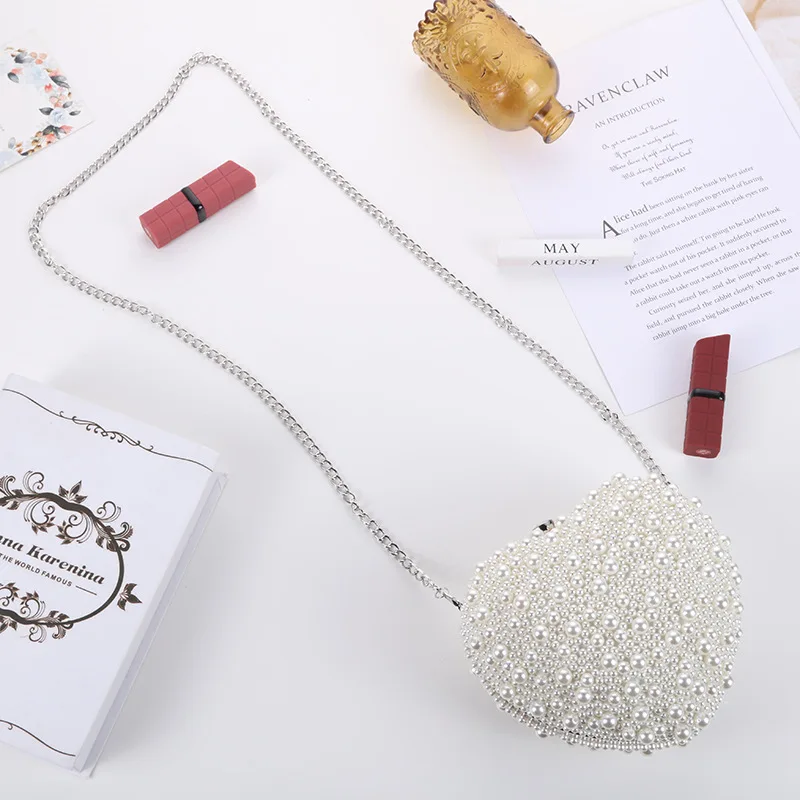 Pearl Clutch Bag Woman Heart Shape Luxury Designer Handbag Chain Shoulder Evening Bags Fashion Women\'s Clutch Bag Wedding party