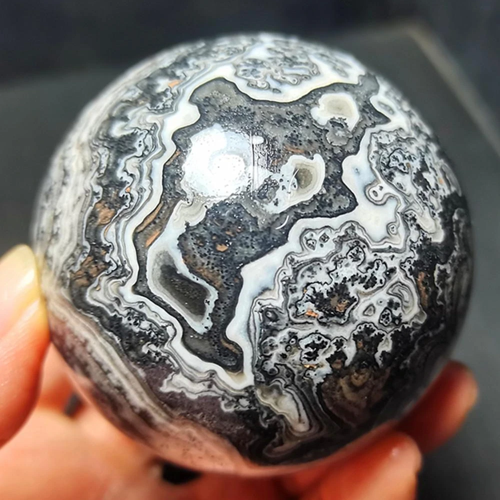 Natural Black Crazy Agate Ball Polished Home/office Decoration Christmas Halloween Easter Holiday Gift for Parents.