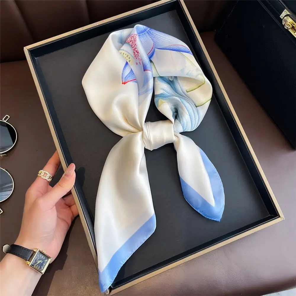 

Breathable 70x70cm Square Silk Scarf Elegant Spring Summer Yellow Neck Scarf Lemon Print Head Wrap Hair Band for Women