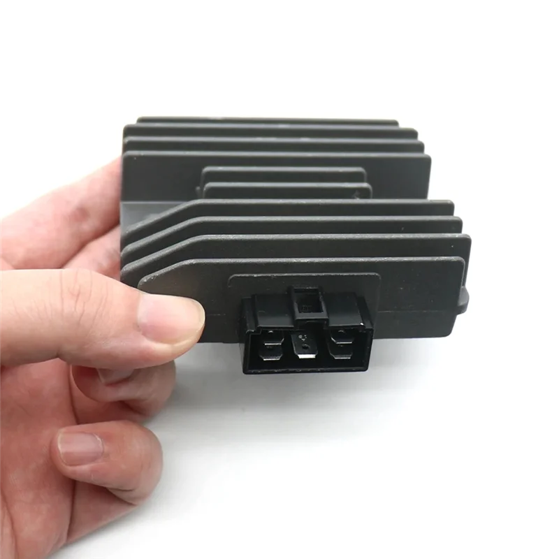 SH713AA Universal Motorcycle Alternator Controller For  YZF 600 XJ N R6 5SL FZR6 R25 R3 Stabilized Rectifier