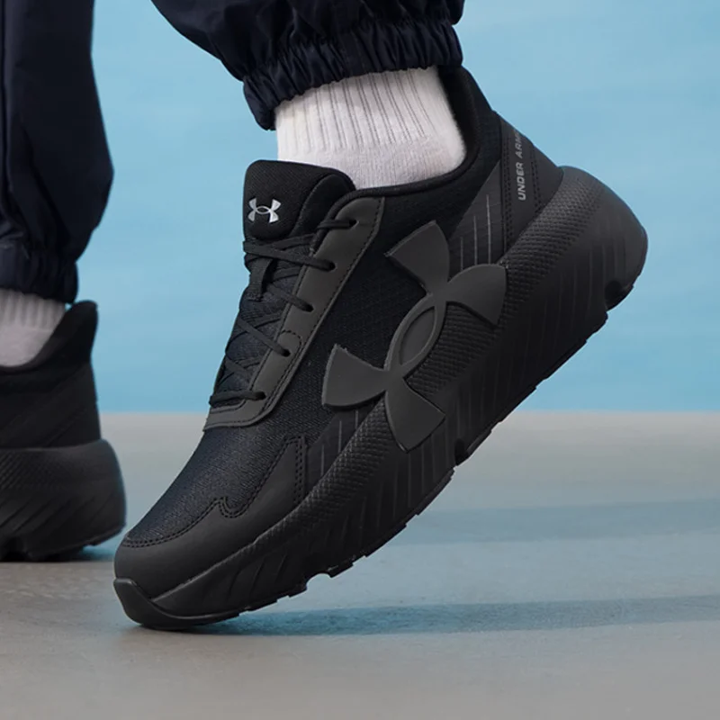 Zapatillas Deportivas Under Armour 2026 con Suela Gruesa de Malla, Color Negro, Unisex, Modelo 6010425-001
