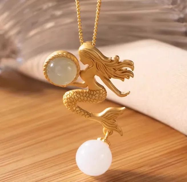 

Natural 18KGP White /Green Jade Mermaid pendant Jewelry Necklace 18" AAA