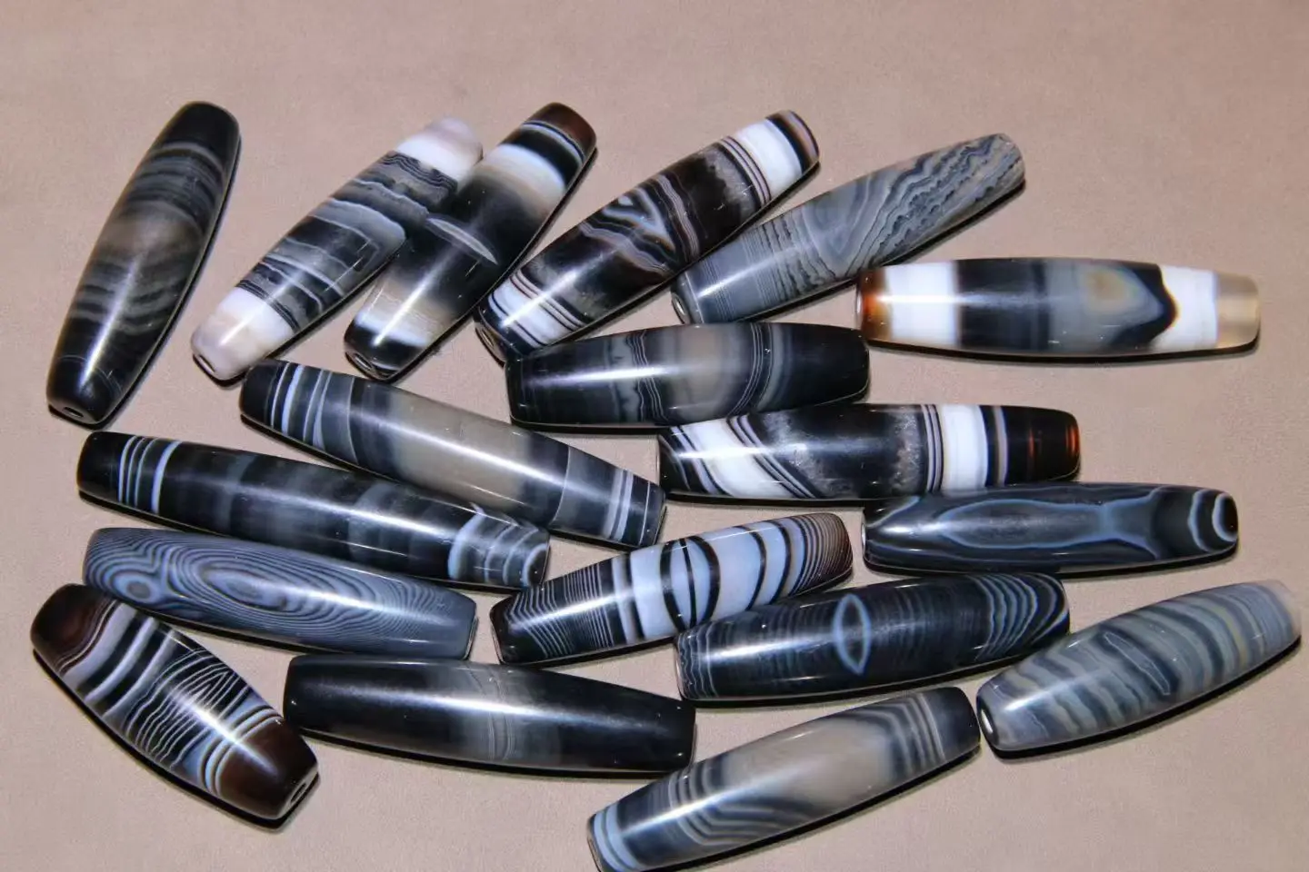 

25pcs/lot Blue Qin Agate Natural Eye Beads with Wrapped Ribbons Amulet DIY Beads Men's&Women's Bracelets Pendants Necklaces