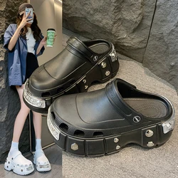 Luxury Brand Men Summer Slippers Designer Women Platform Rivets Punk Rock Sandals Couple Thick-Sole Casual Outdoor Slides Shoes