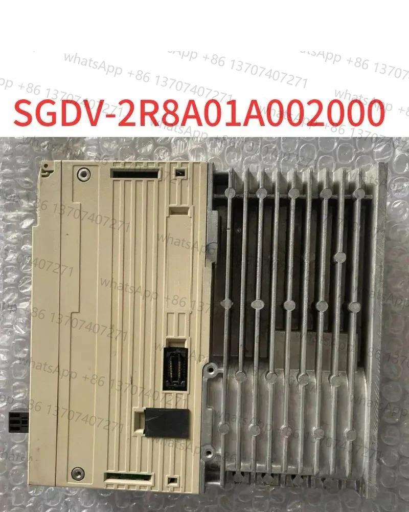 

Б/у сервопривод мощностью 400 Вт SGDV-2R8A01A002000