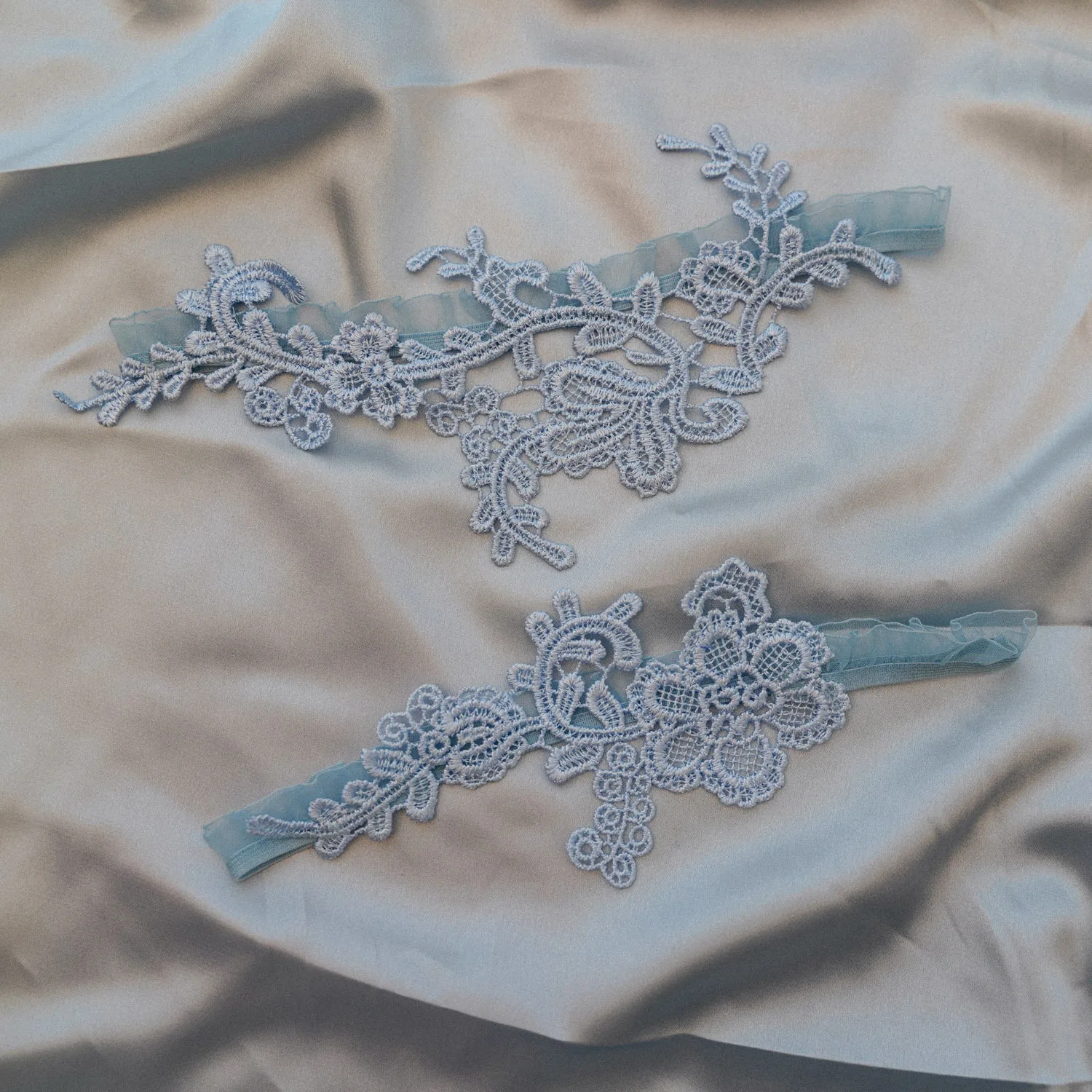 Sky Blue Wedding Garters Set Lace Appliques Bridal Garter Belt Stretchy Floral Garter for Bride 2023