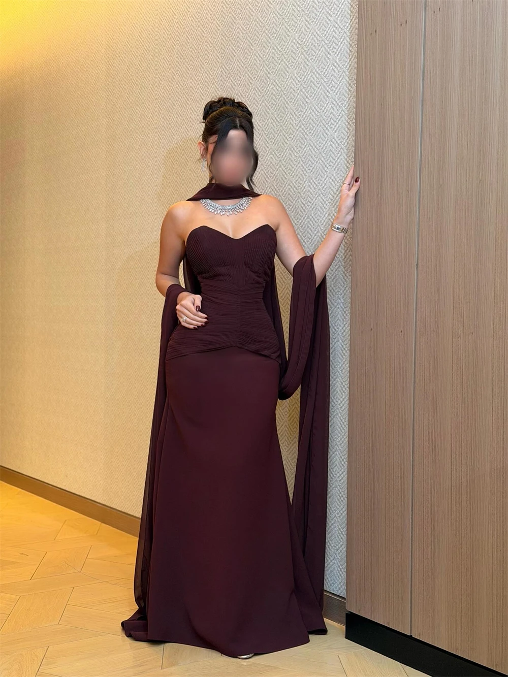 Vestido de noche bohemio personalizado de Jersey color Burdeos, vestido de fiesta Formal sin mangas con escote en forma de corazón, vestido de cóctel de cola de barrido recto suave