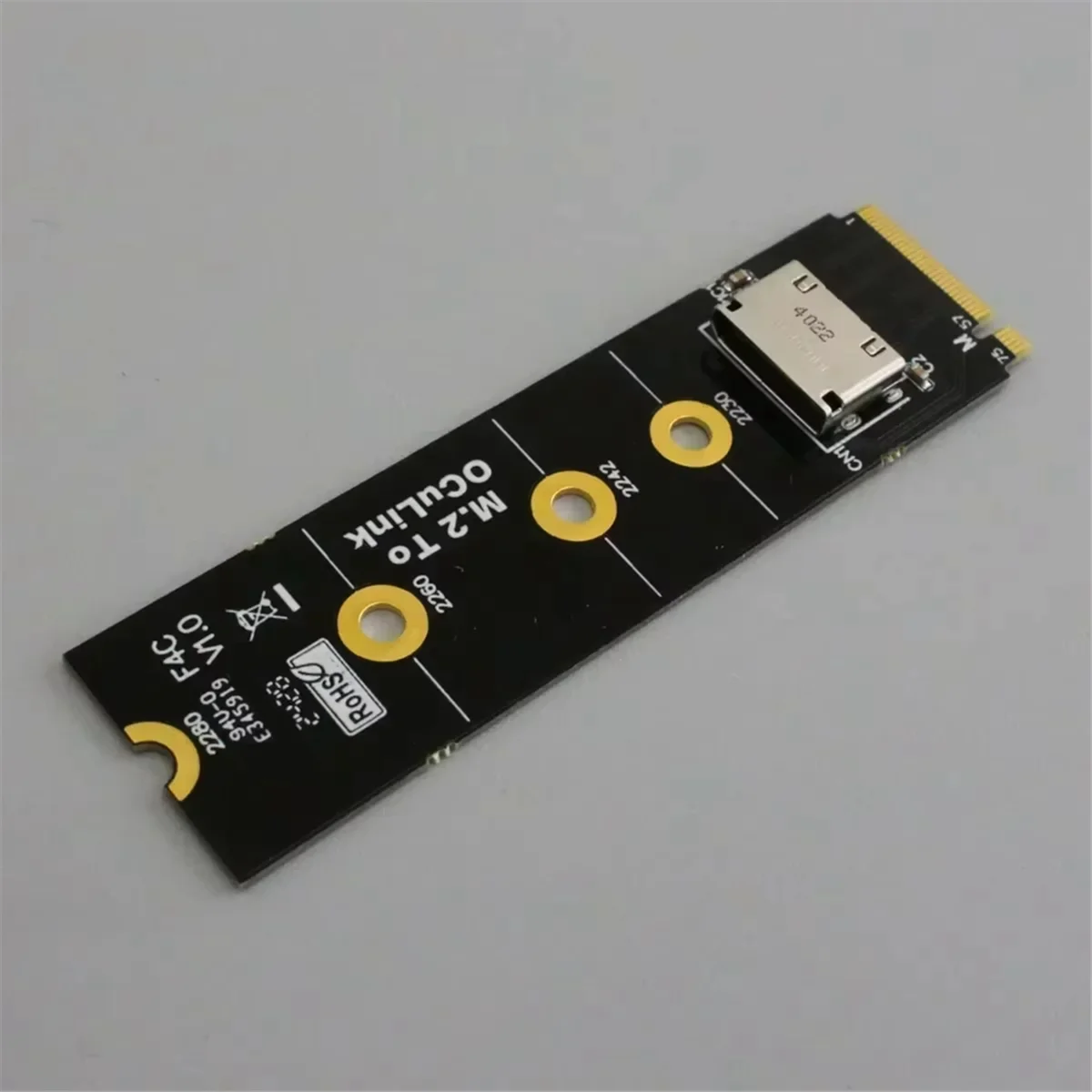 

Адаптер QA06R F4C M.2 NVMe PCIe 4.0 к Oculink SFF-8612 для 2,5-дюймовой адаптер NVME U.2 (SFF 8639) SSD PCI-E NGFF