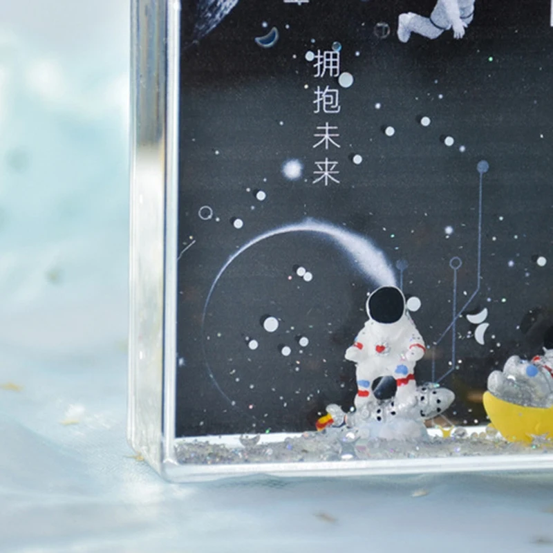 A84E-Astronaut Spaceman Desktop Photo Holder Quicksand Liquid Photo Frame With Snow Floating Glitter Family Picture Display