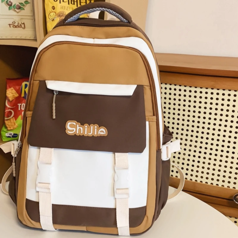 

New Casual Solid Interior Compartment Backpacks 2024 High Quality Sewing Thread Softback Bags for Women Zipper Nylon Backpacks