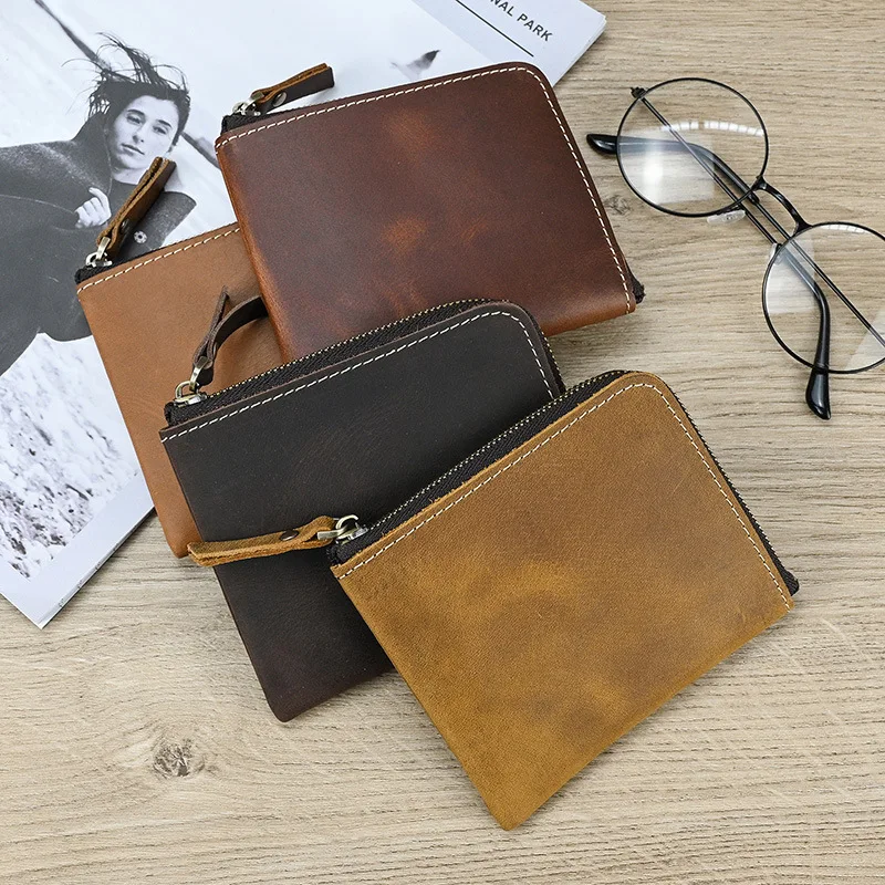 The new men's Crazy Horse leather change bag is simple and compact, the first layer of cowhide zipper small money bag, and the g