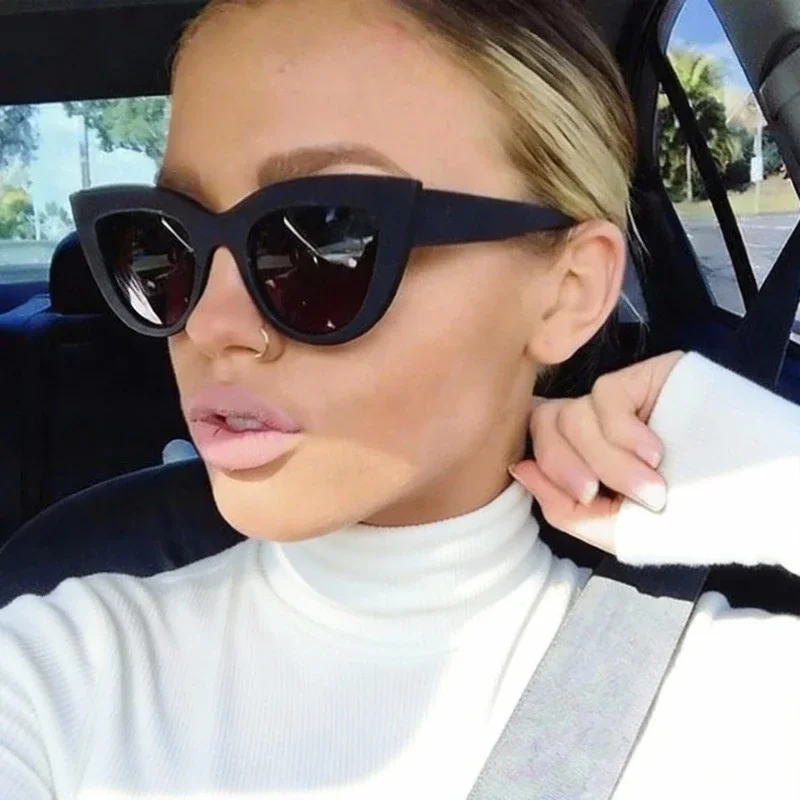 New Cat Eye Fashion Sunglasses Woman Vintage Luxury Brand Designer Black Glasses Sun Glasses For female UV400 Eyewear Shades