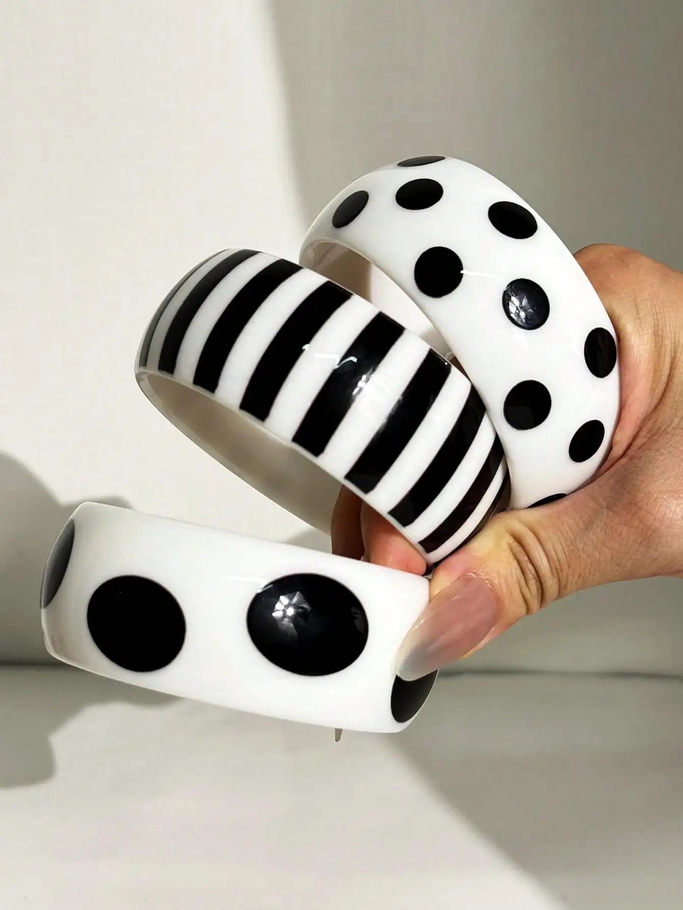 3Pcs Black White Polka Dot Striped Resin Bracelet Vintage with Color Blocked Geometric for Women Suitable Everyday All Year