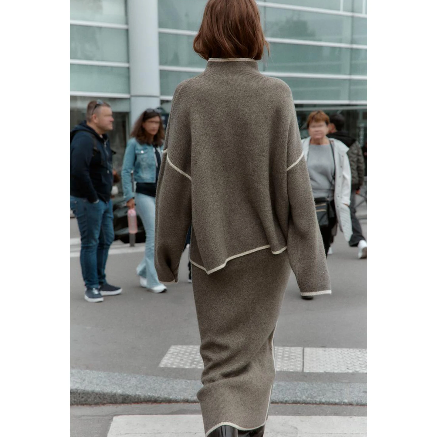 Długi sweter z golfem, blokowy wzór, dzianinowy, prosty krój, spódnica midi, dwuczęściowy zestaw, wysoki stan, jednolity kolor, jesień...