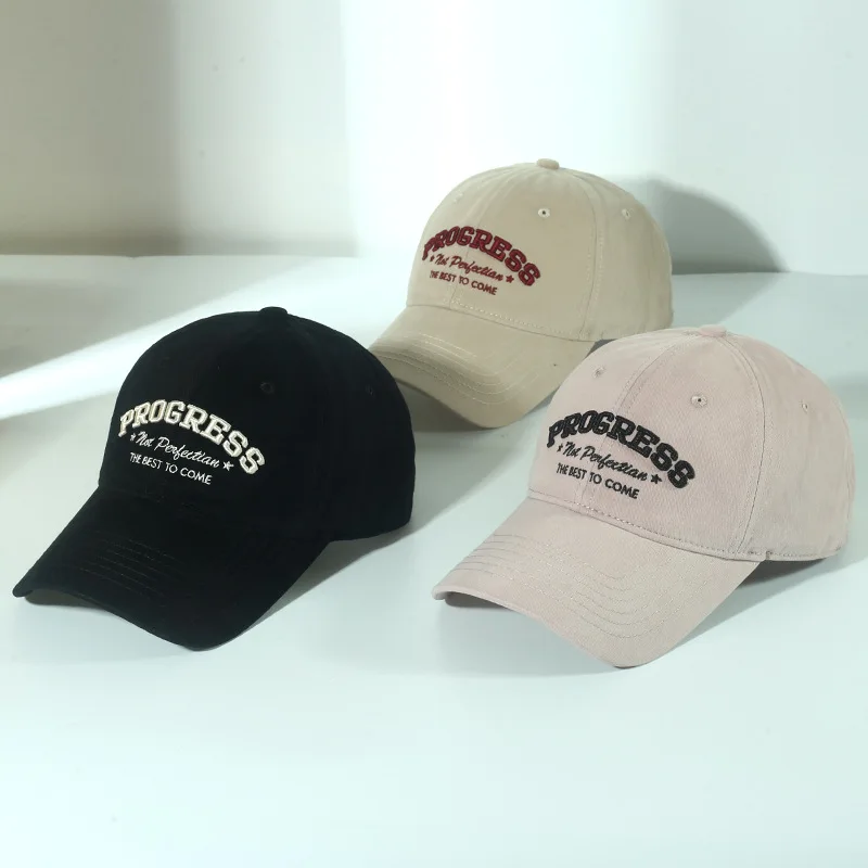 Extended Brim Peaked Cap, Soft Top Embroidered Sunshade Casual Baseball Hat for Ladies