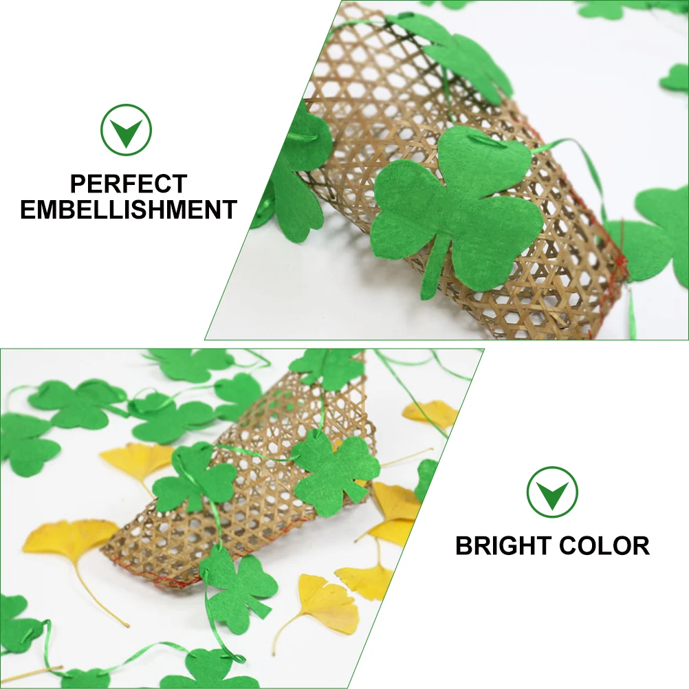 

2 PCS Luxury Clover Flag Banquet Luck Non-woven Fabric Shamrock Saint Patrick Banner
