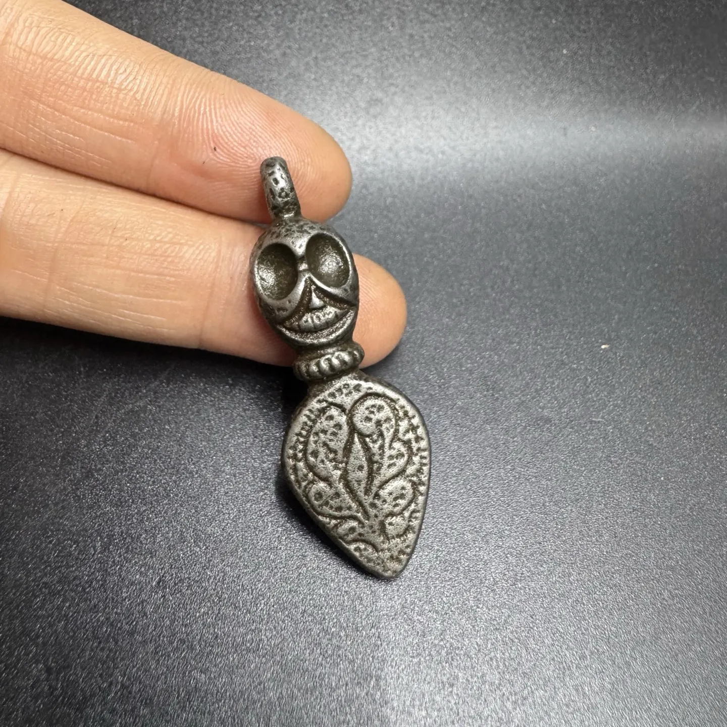 Exquisite Vajra Skull Pendant - Tian Tie Keychain, Bag Charm, Necklace, and Home Decor Statue