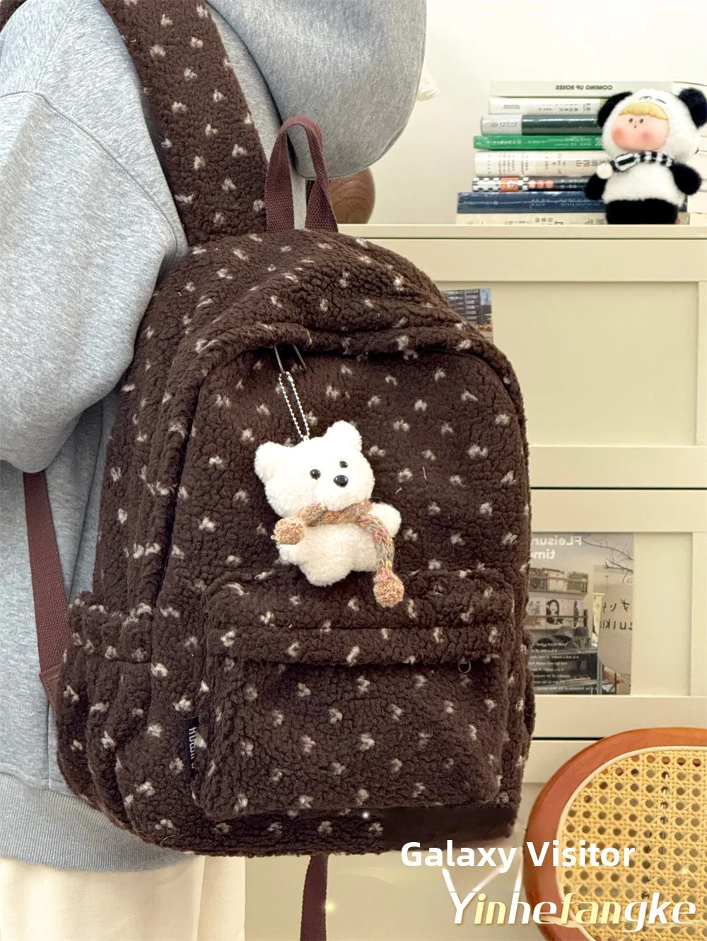 

Retro Brown Plaid Polka Dot Backpack for Middle And High School Students Travel Shoulder Bag Autumn Winter School Bag Unisex