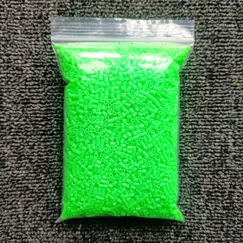 10000 teile/beutel 2,6mm Mini Sicherung Perlen 3D Pixel Puzzle Spielzeug Bügeln Perlen Schmelzen Perlen Für Kinder Spielzeug Handgemachte DIY handwerk Dekore – Detail 5