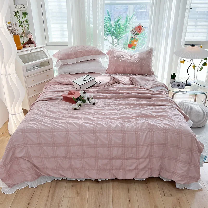 

Princess Style Seersucker Summer Quilt Four-Piece Dormitory Chiffon Lace Airable Cover Machine Washable Thin Duvet