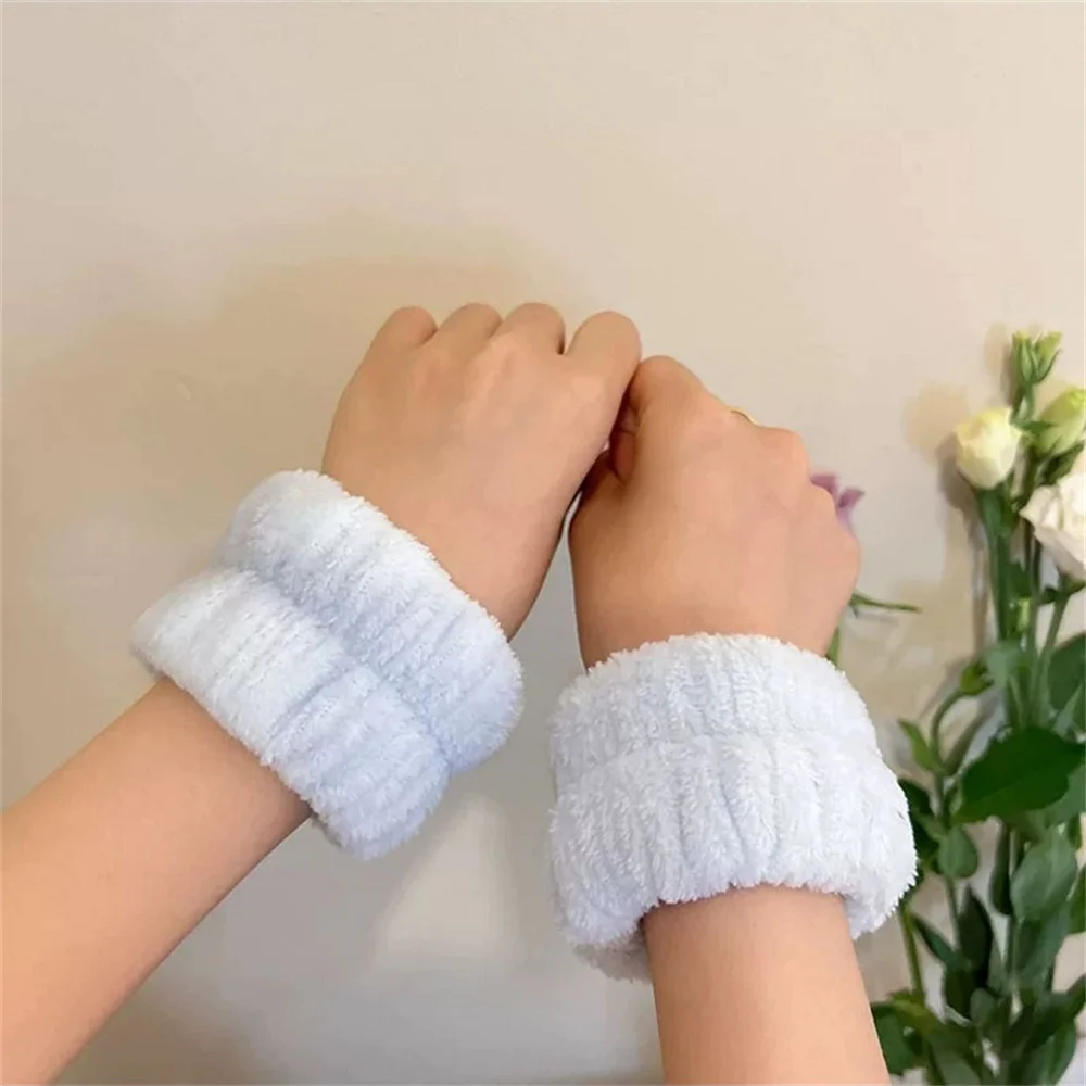 1PC Women Your Arms Soft to Touch for Yoga Running Face Wash Wristbands for Washing Face Spa Wrist Washband Microfiber Absorbent