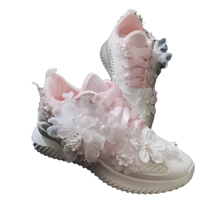 Sneakers Beautiful Special Hand Flowers Lace Pearls New Autumn Hot Women\'s Shoes Versatile Heightened Mesh Sneakers Summer