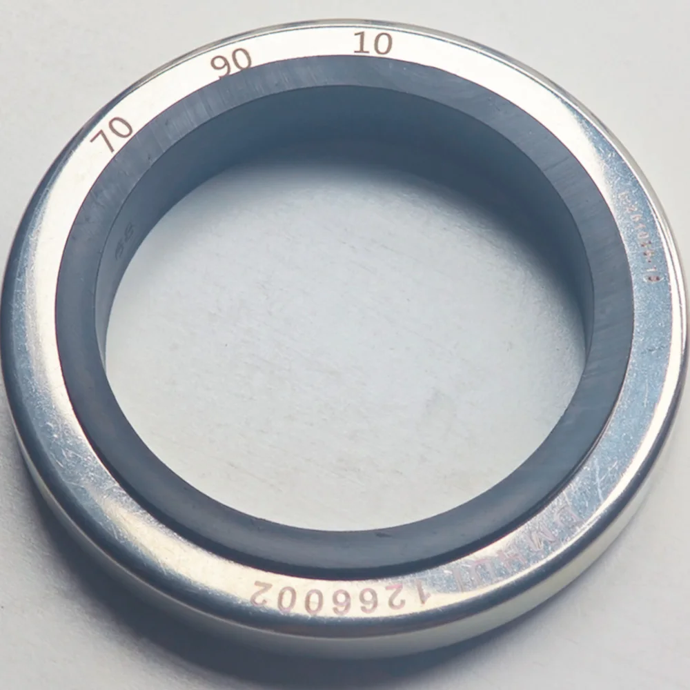 

DMHUI Screw Air Compressor Shaft Seals 70x90x10mm B2PT Type - Stainless Steel + PTFE Rubber Single Lip Seal Ring 70-90-10