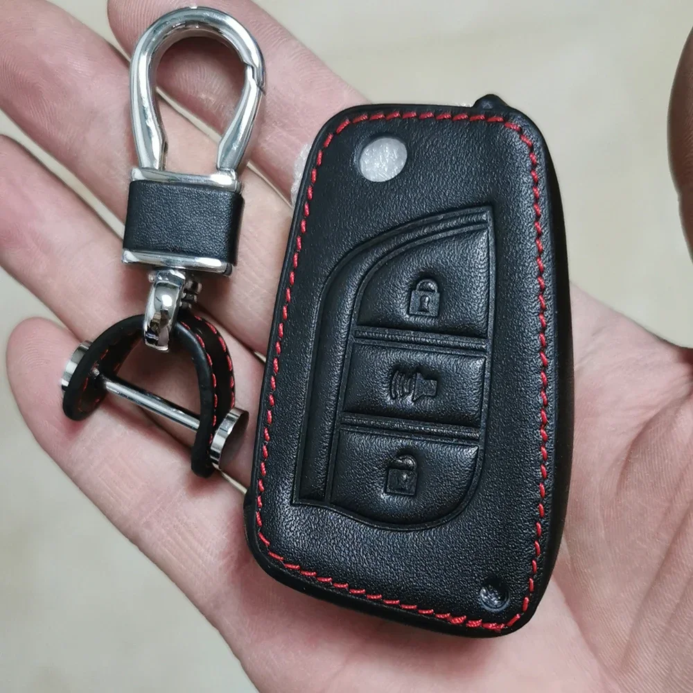 100% Leather Keychain For Toyota Camry Highlander Corolla Prado REIZ Crown RAV4  Hot sale 3 Buttons Remote Control