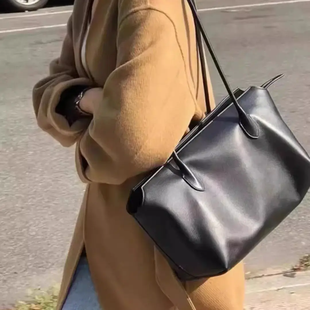 

Bag Leather Bag Minimalist Style Shoulder Bag Senior Sense Commuter Tote Large Capacity Handbag Soft Breathable
