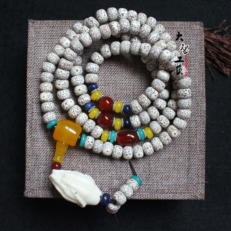 Star Moon Bodhi 7x9 barrel beads, ivory fruit Buddha hand pendant, red agate round beads, unisex style