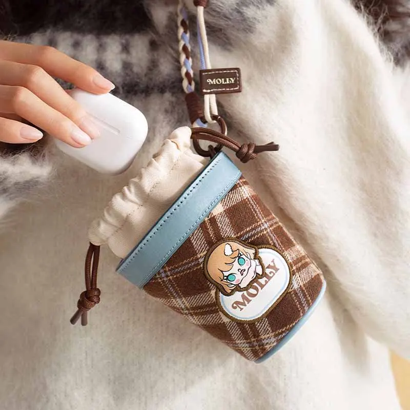 

Оригинальная новая глухая коробка Popmart Molly Active, зимнее руководство, серия Mystery Box, мини-сумка, сумка-ведро, подарок-сюрприз на день рождения