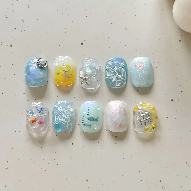 24 Stück Kurze Eckige Aufklebenägel Ozean-Sommer 3D Seestern Künstliche Nägel Glitzer Farbverlauf Katzenauge Acrylnägel Tragbare Maniküre