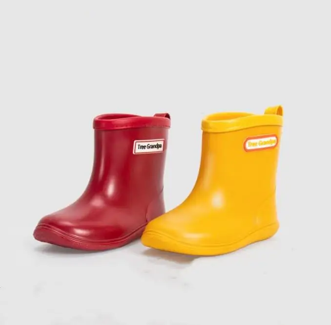 Fashion New Children Rain Shoes for Boys Girls Waterproof PVC Soft Rubber Non Slip Toddler Kids Mid-Calf Rainboots