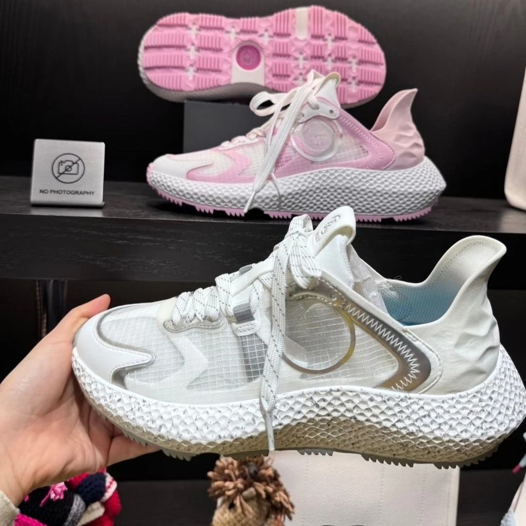 

26SS Summer New Women Golf Shoes Breathable Anti Slip Wear Resistant Outdoor Casual Sports Sneakers