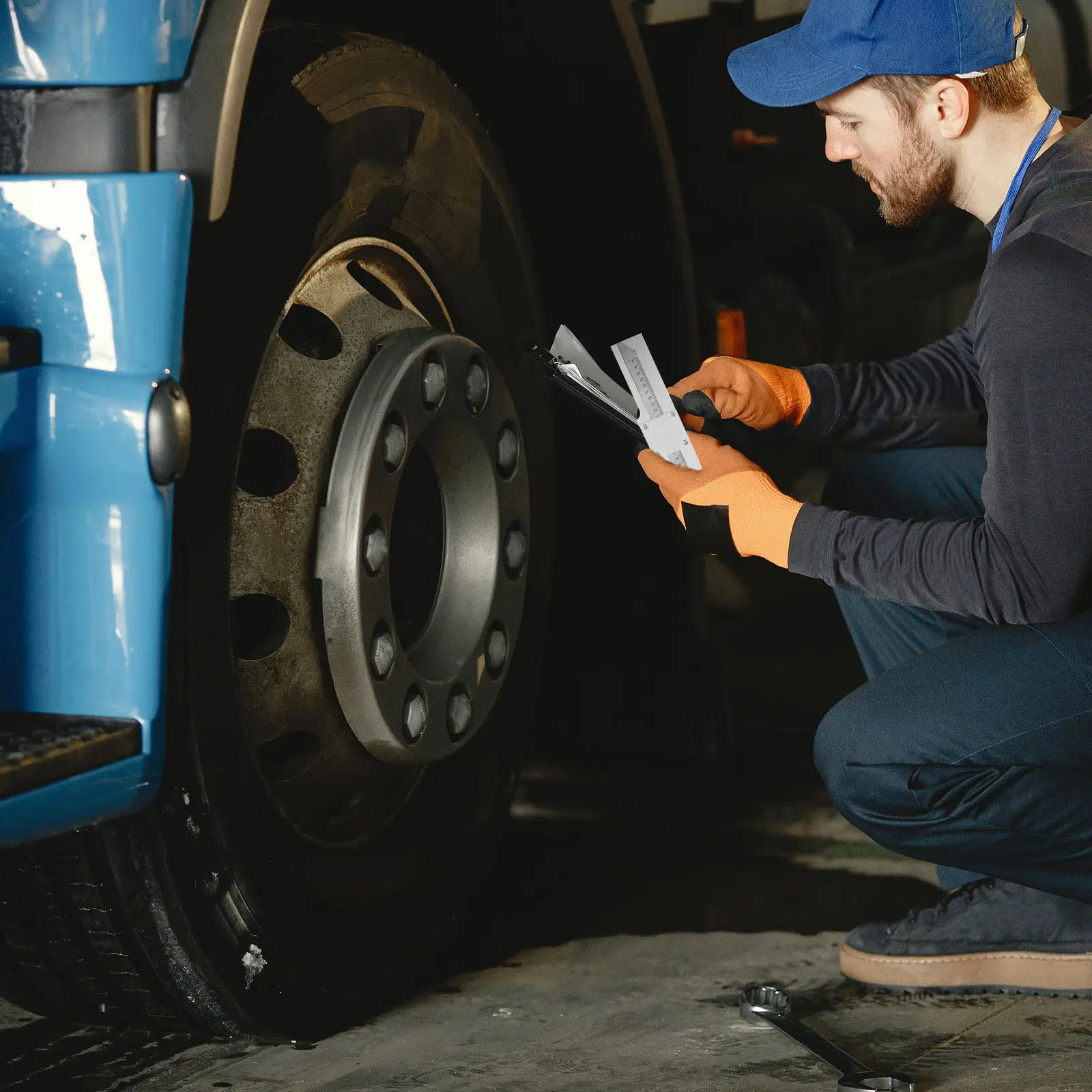 

Измеритель глубины протектора шин, металлический увеличитель, точный измерительный инструмент, простой в использовании, многофункциональный измеритель протектора шин для легковых и грузовых автомобилей