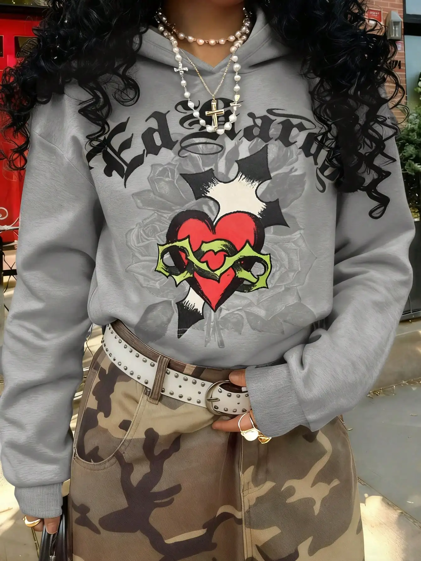 

Женская свободная толстовка с капюшоном и принтом в виде сердечек и цветов, осень-зима